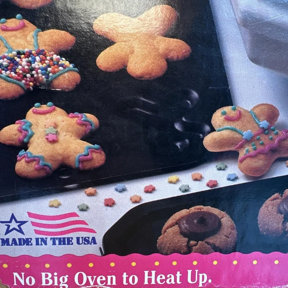 Rival vintage cookie